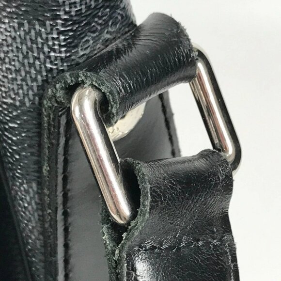LOUIS VUITTON N58029 Damier Graphite Daniel MM Daniel MM Messenger Shoulder Bag - Picture 3 of 15